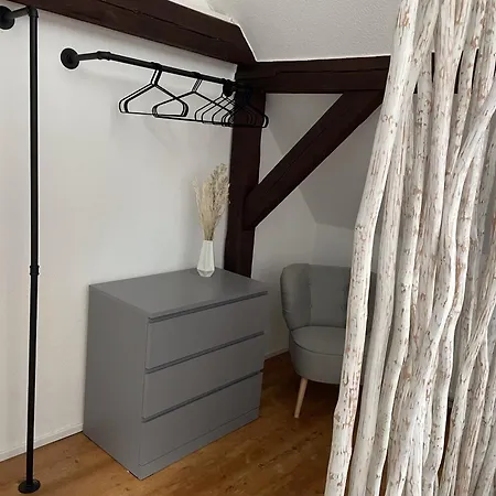 Discovair - Dachstudio Emma - Schwimmbad-nah Mit Netflix Apartment Eisenach